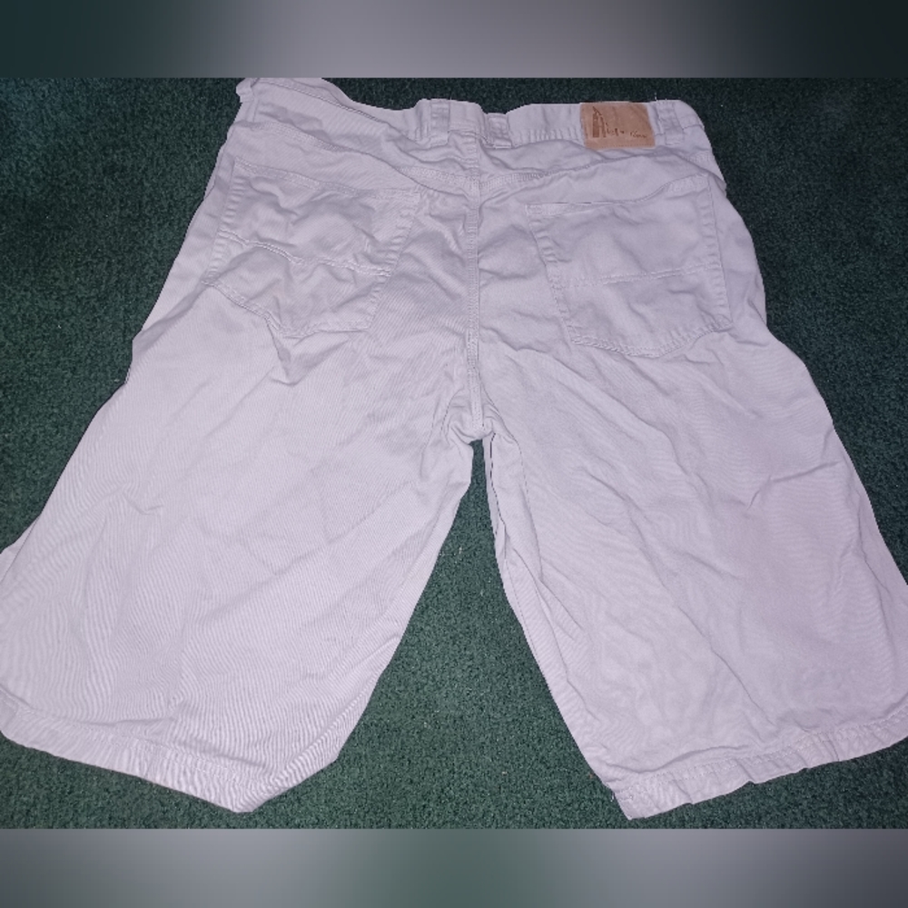 Risk khaki Jean shorts size 44